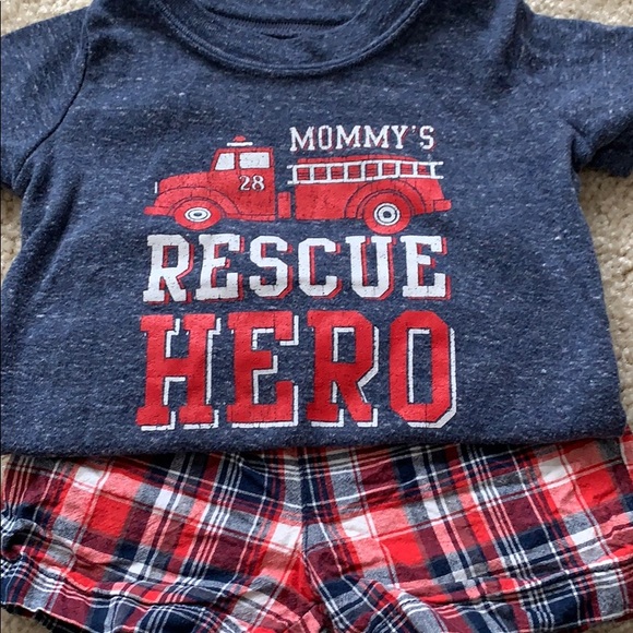 🌟6/$15 Carters Baby Boy Short outfit 9M - Picture 8 of 8